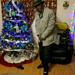 Meet your Posher, Maurice